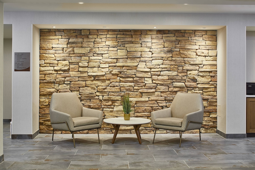Fairfield Inn & Suites Albany Airport 25/41