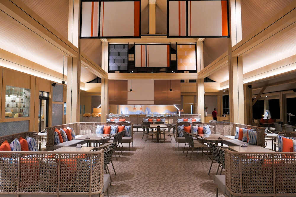 Kc Grande Resort and Spa 35/52