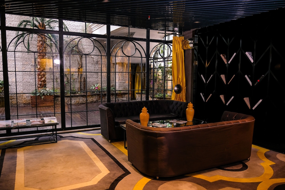Sura Design Hotel & Suites 46/68