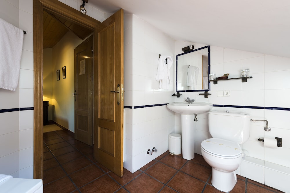 HOTEL RURAL VALLE DE ANCARES 28/31