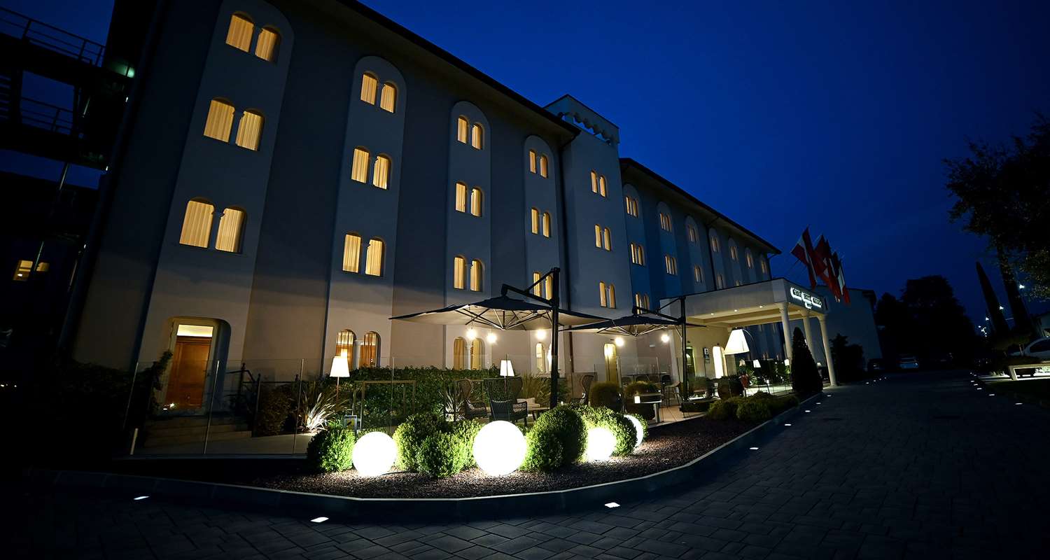 Best Western Grand Htl Guinigi 9/62