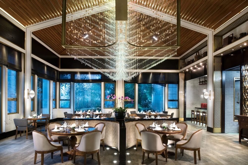 Jinji Lake Grand Hotel Club 37/57