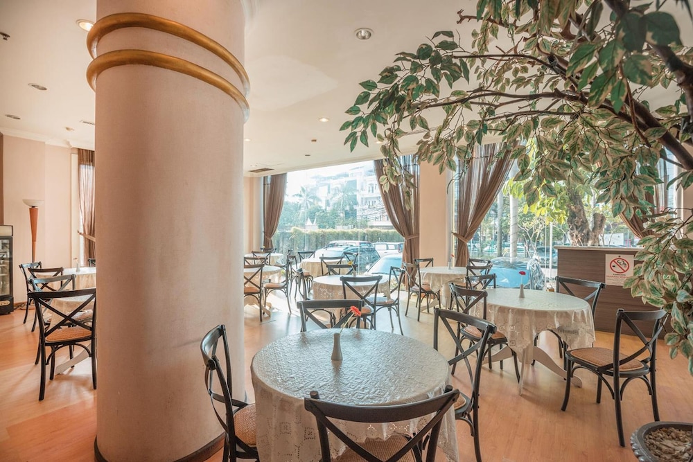 Hotel Bulevar Tanjung Duren Jakarta 29/31