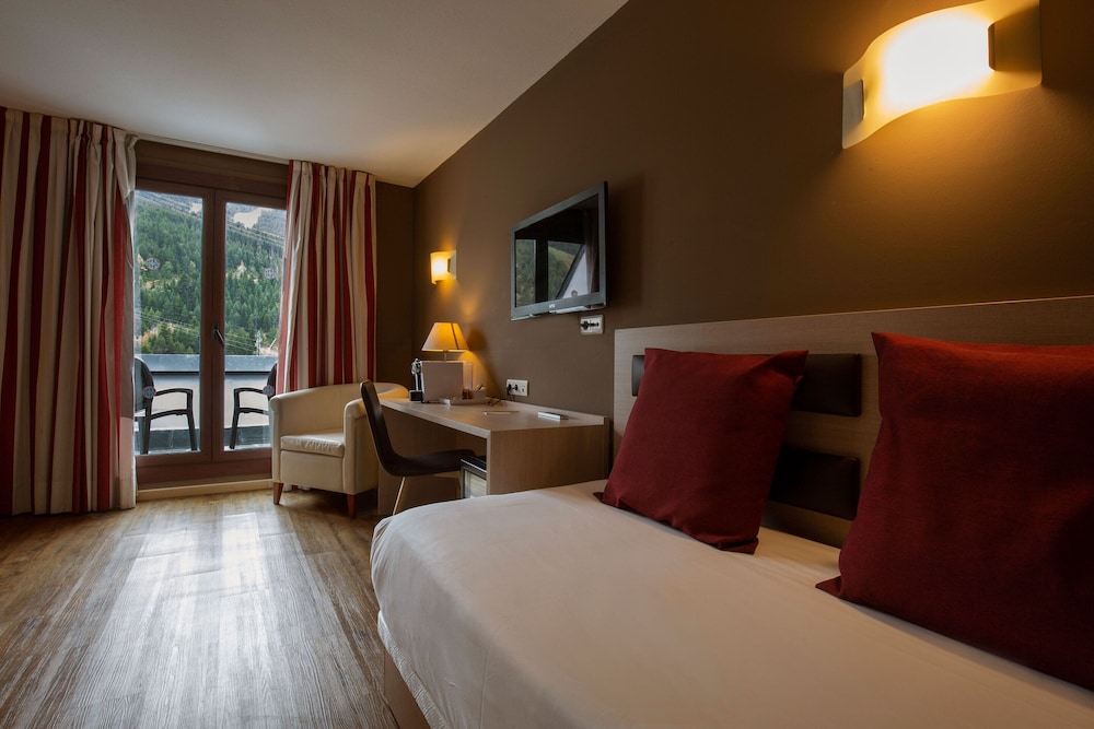 Himalaia Soldeu Apartments 24/65