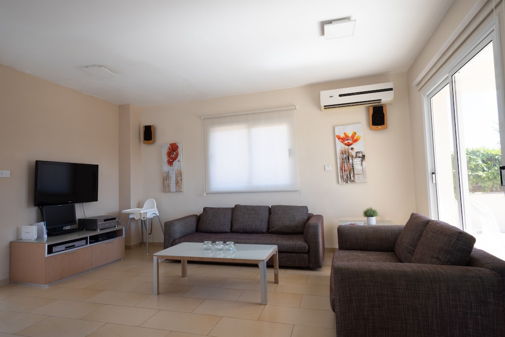 Athena Villa 23/32