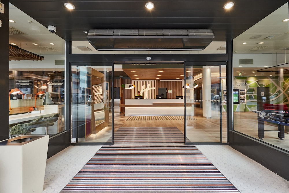 lobby