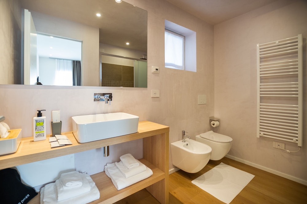 AH Porticcioli Boutique Apartments 44/50