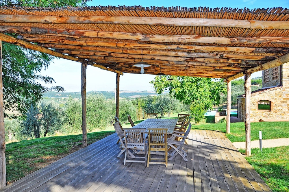 Villa Ferdinando 40/44