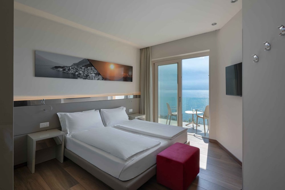 Hotel Atilius Adults Only 8/46