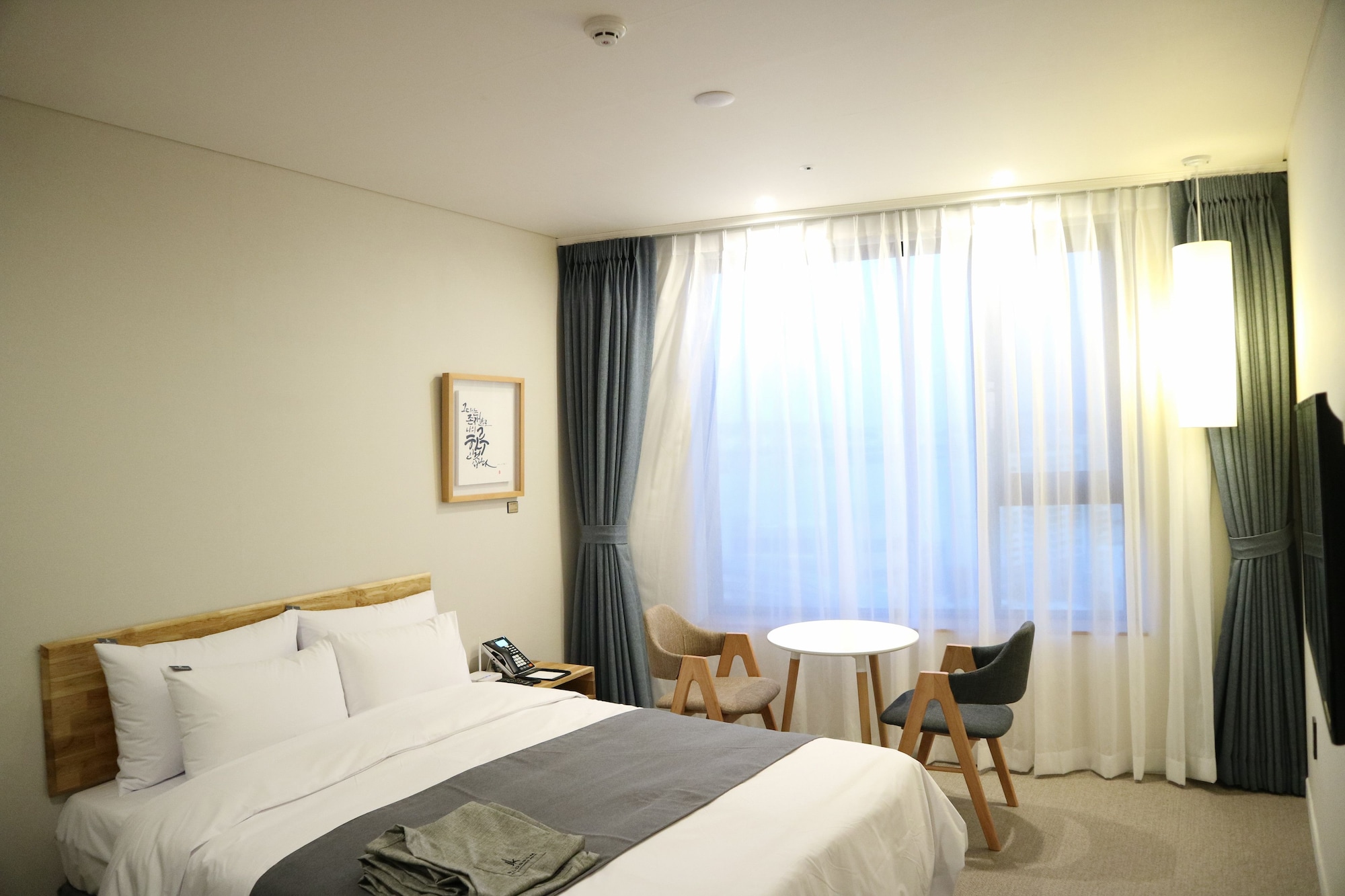 SUPERIOR, DOUBLE BED, RIVER VIEW