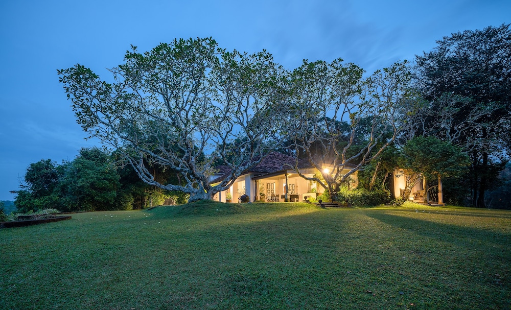 Lunuganga Estate 33/49