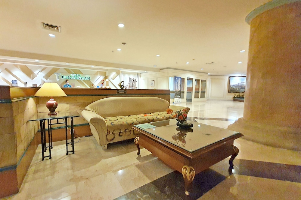 TUNJUNGAN HOTEL 59/73