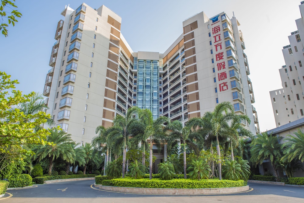 Sanya Seacube Holiday Hotel 38/49