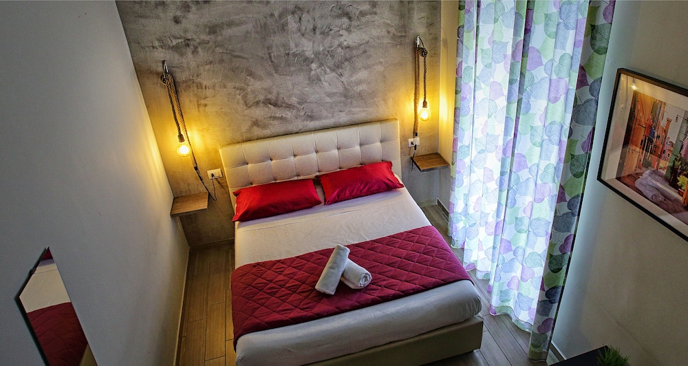 Napoli City Rooms 22/49