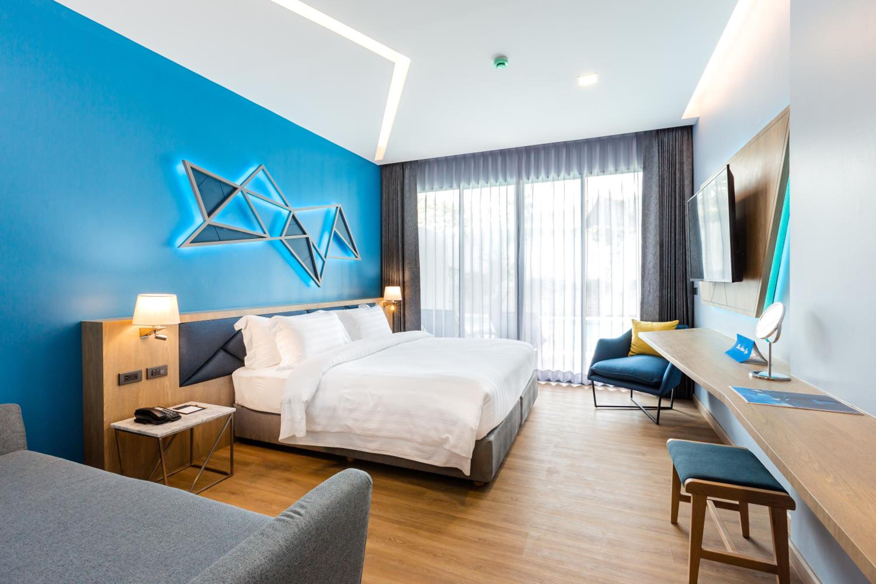 غرفة ديلوكس بسرير كينج بإطلالة على المسبح، Bluesotel Smart Krabi Aonang Beach Adults Only 4/10