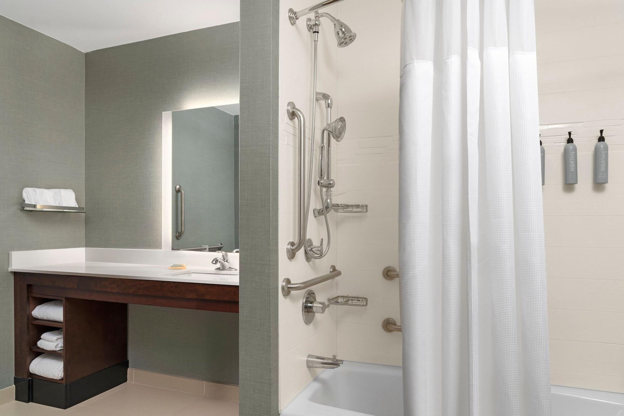 جناح بغرفة نوم واحدة، Residence Inn Kingston 6/8
