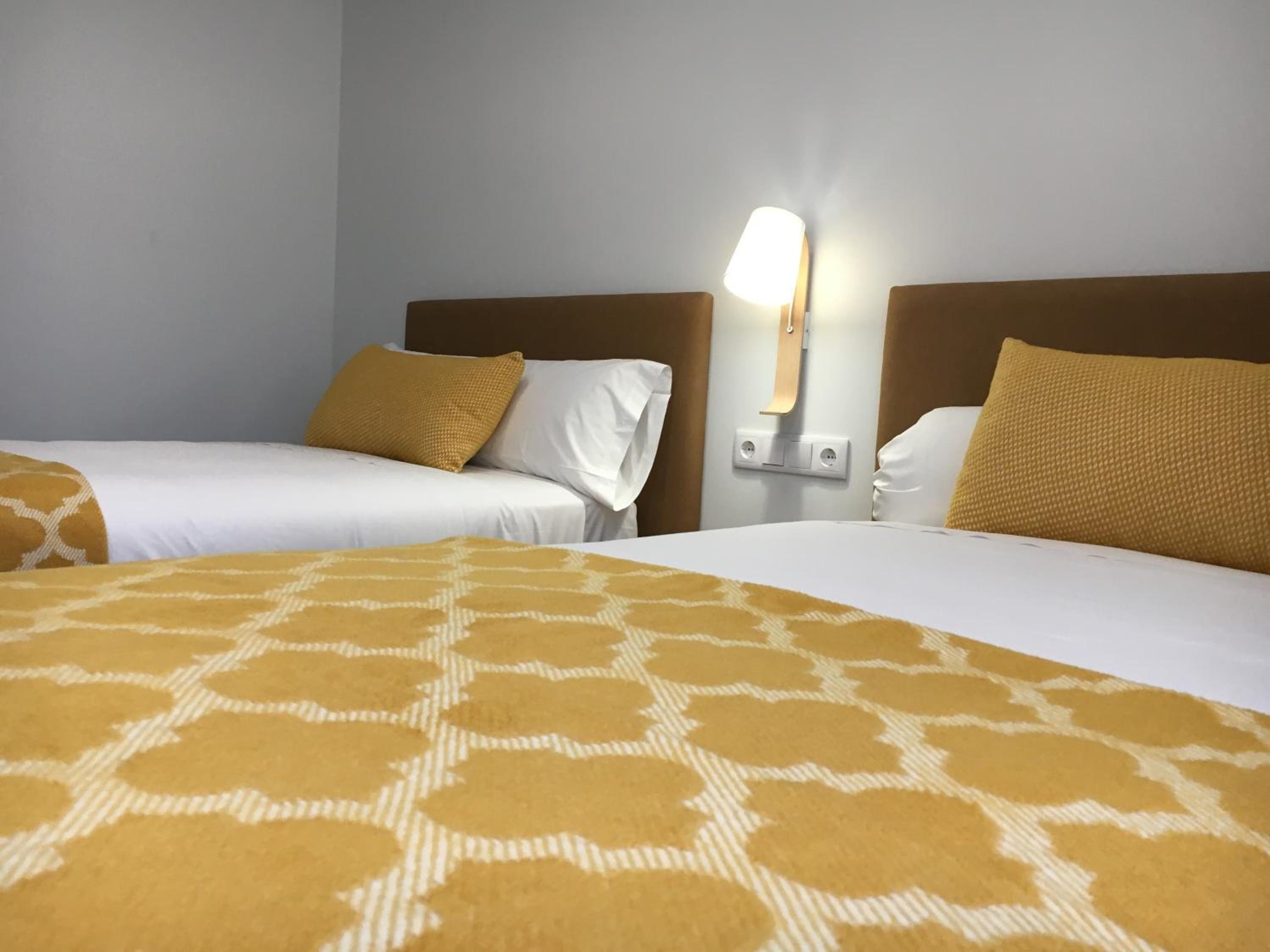 Lux Apartamentos Rosalia 7/17