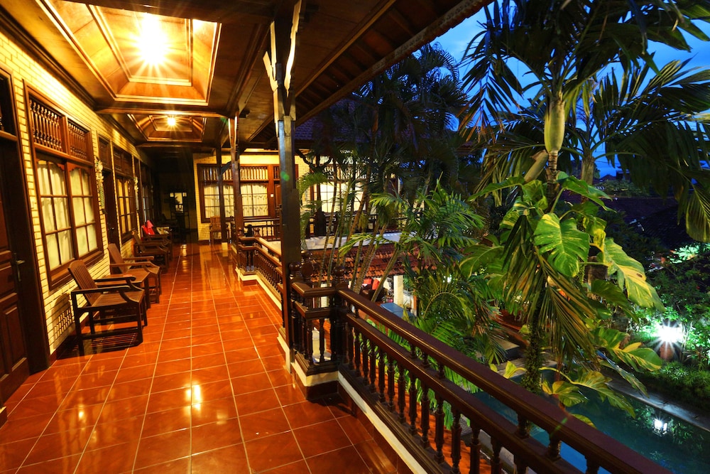 Sans Vibes Puri Mango Hotel Sanur 62/67