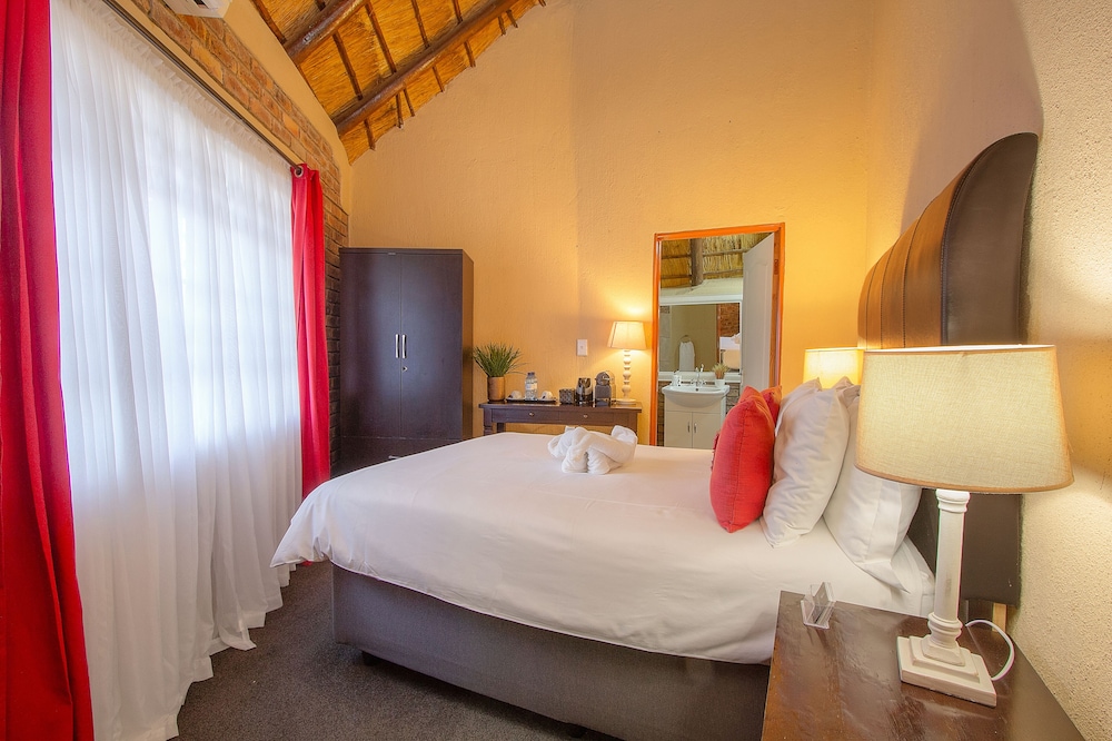 Imbube Safari Lodge 12/50