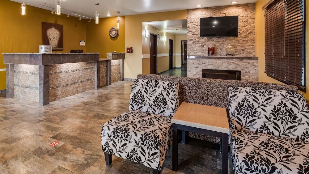 Best Western Rama Inn 8/42