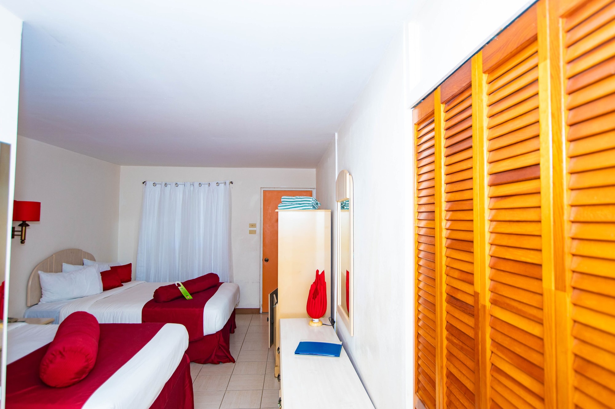 غرفة قياسية بسريرين مزدوجين، Point Salines Hotel 9/10