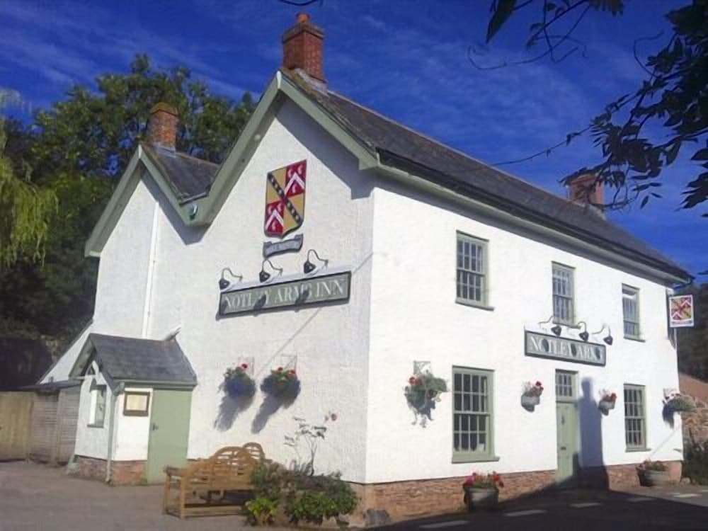 The Notley Arms Inn 1/41