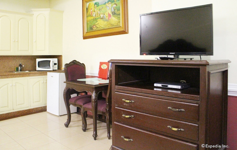 Kokomo's Suites Hotel 28/39