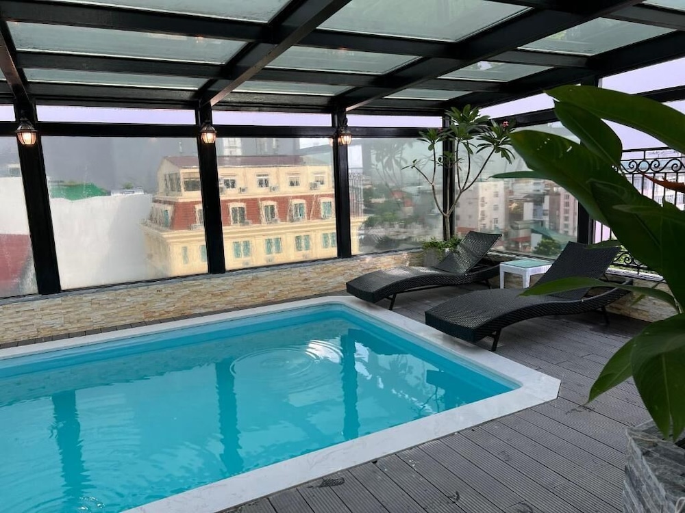 Skylark Boutique Hotel 37/50