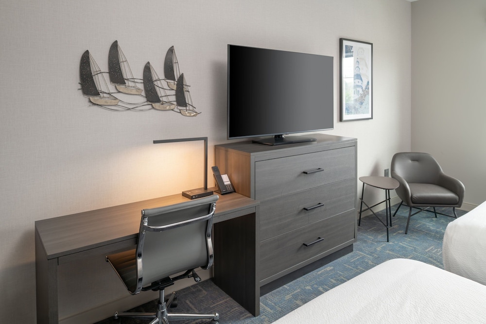 Fairfield Inn & Suites By Marriott Annapolis 30/40