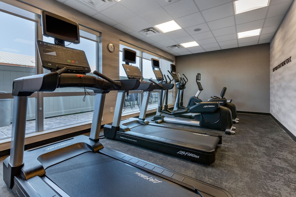 Fairfield by Marriott Inn & Suites Sandusky 30/49