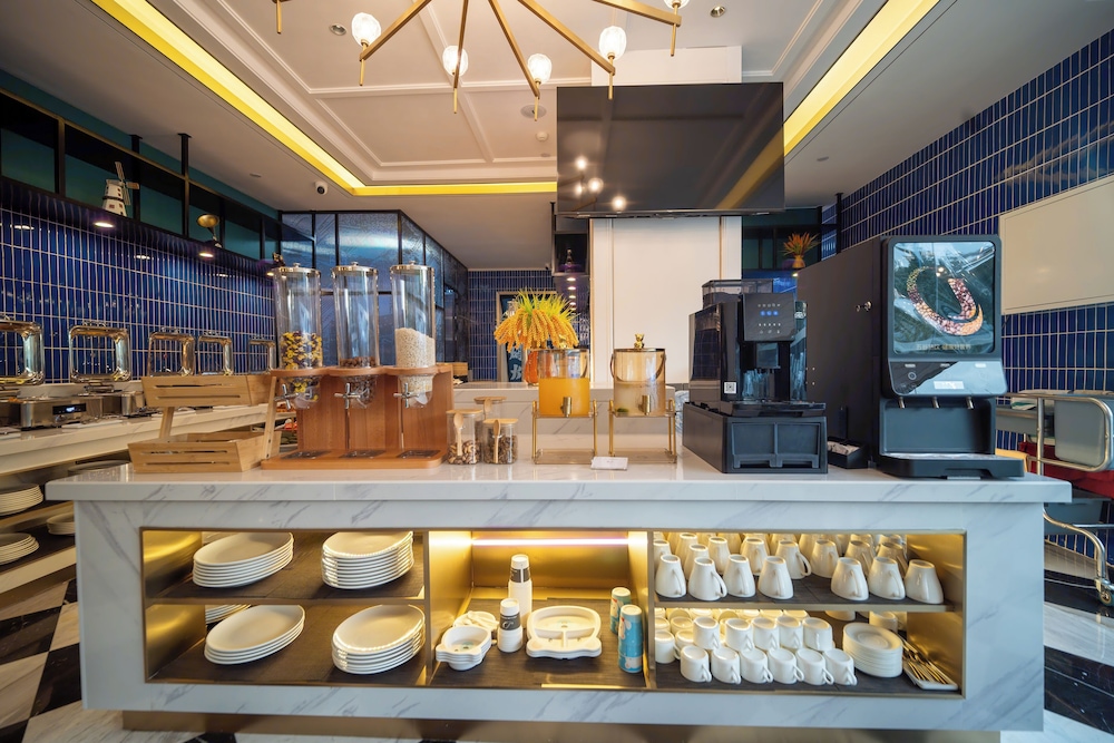 Pazhou XANA Deluxe International Hotel 26/37