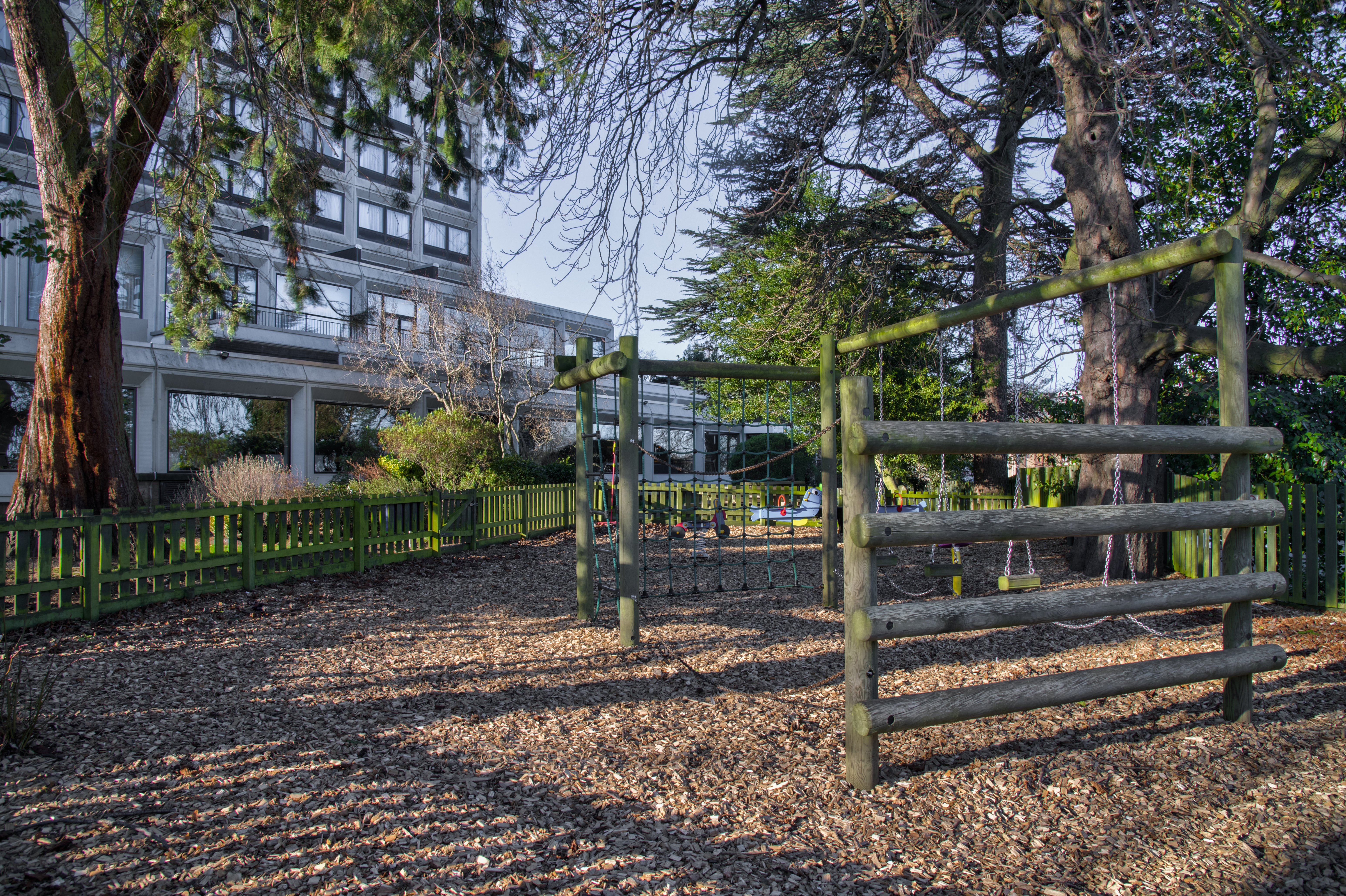 Holiday Inn Express Edinburgh City West 50/52