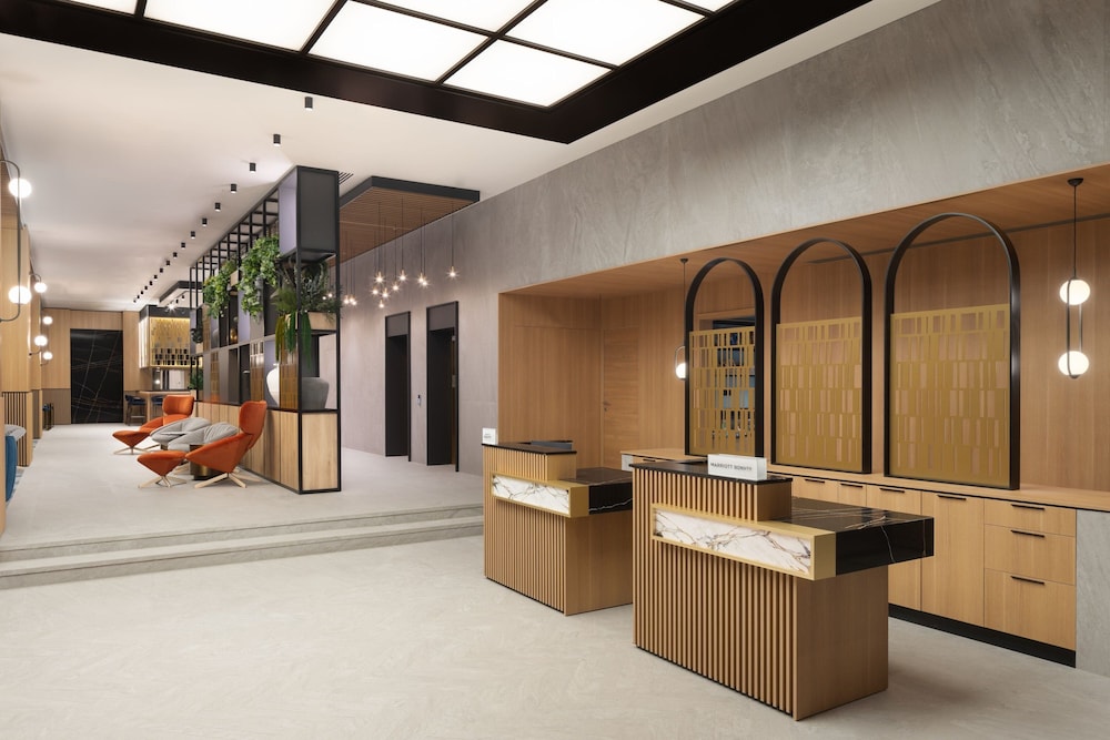 Courtyard By Marriott Cluj-Napoca Downtown 1/46
