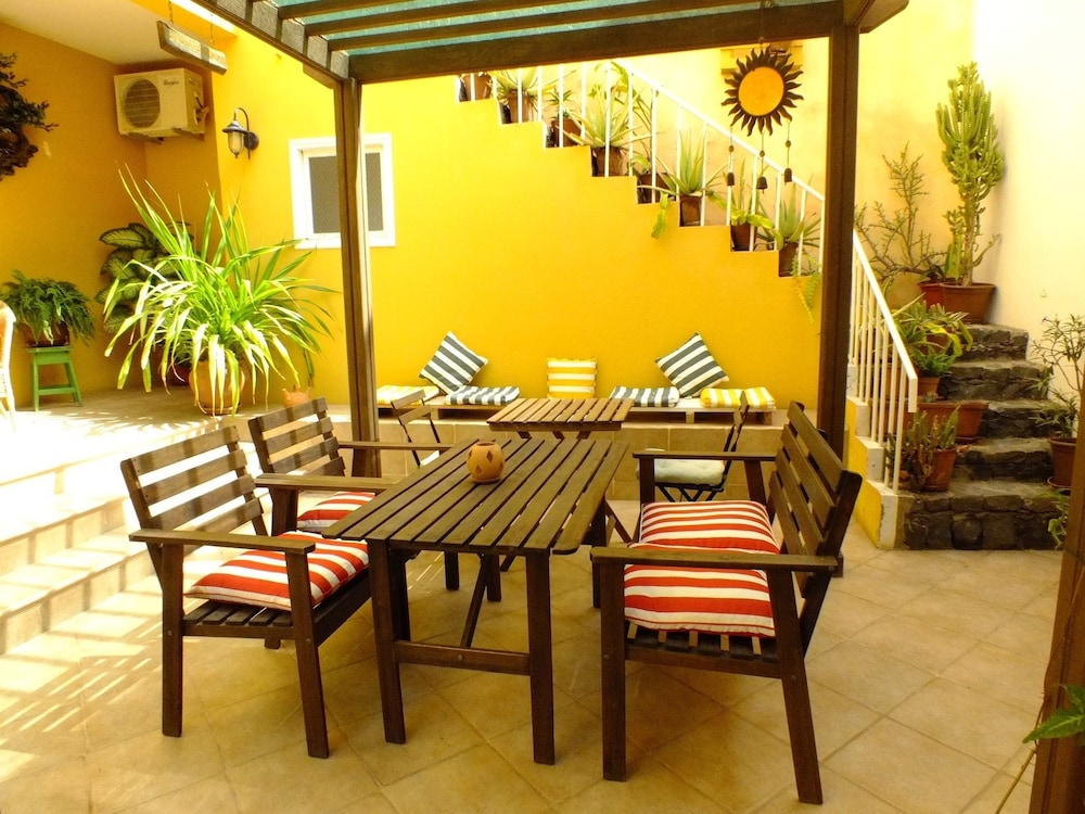 Kiras Boutique Hotel 58/71