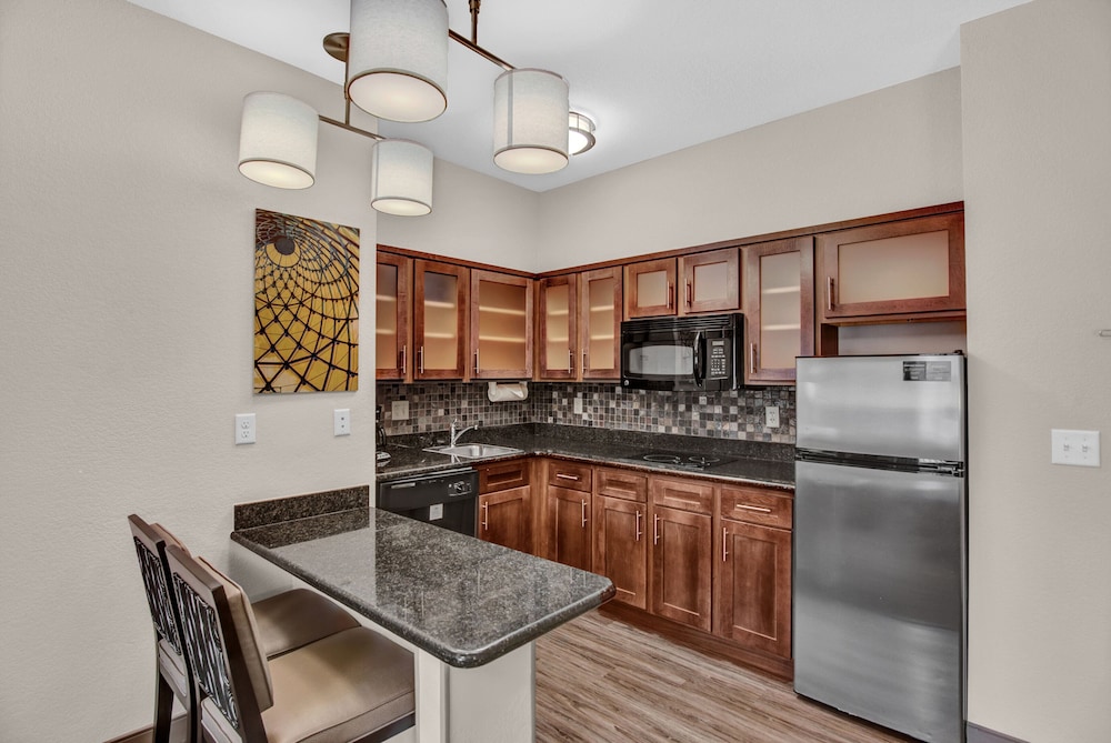 Staybridge Suites Salt Lake-West Valley City 52/70