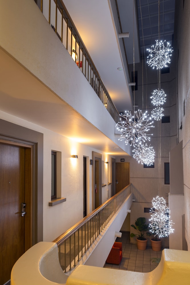 Hotel Abu 12/63