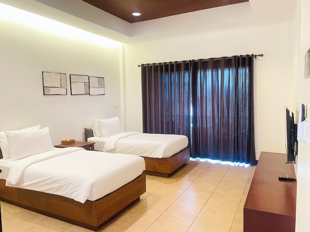 RB Resort Pattaya 19/65