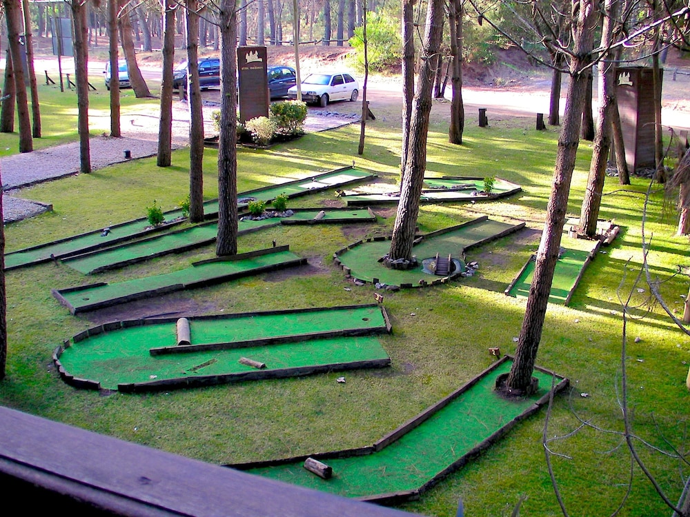 Altos Medanos - Cabanas y Club de Bosque 25/48