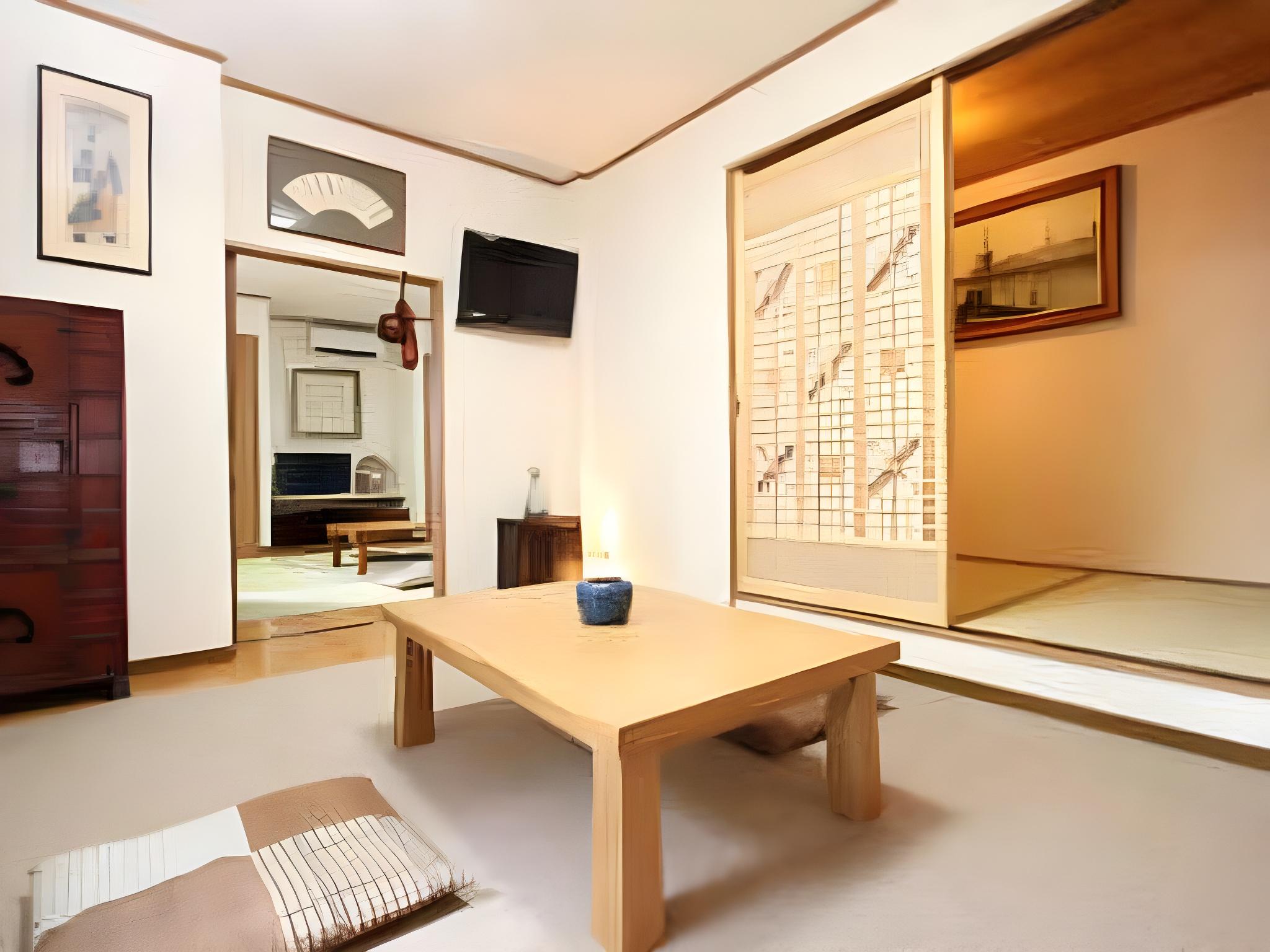 Japanese, Family