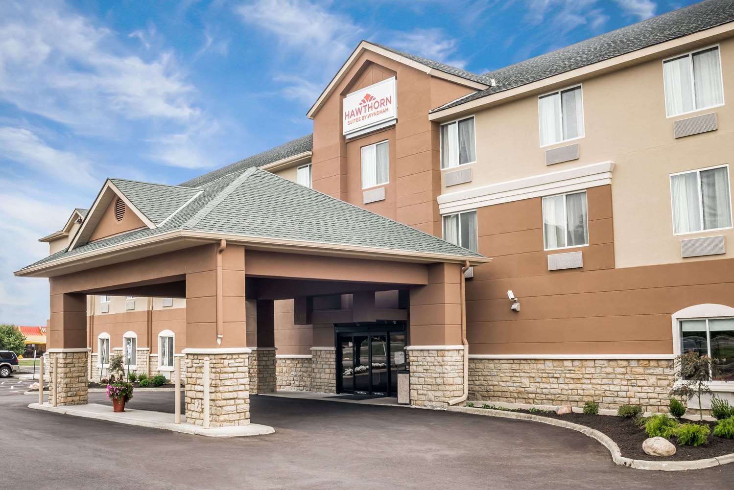 Hawthorn Suites By Wyndham Columbus West Hotel 1/12
