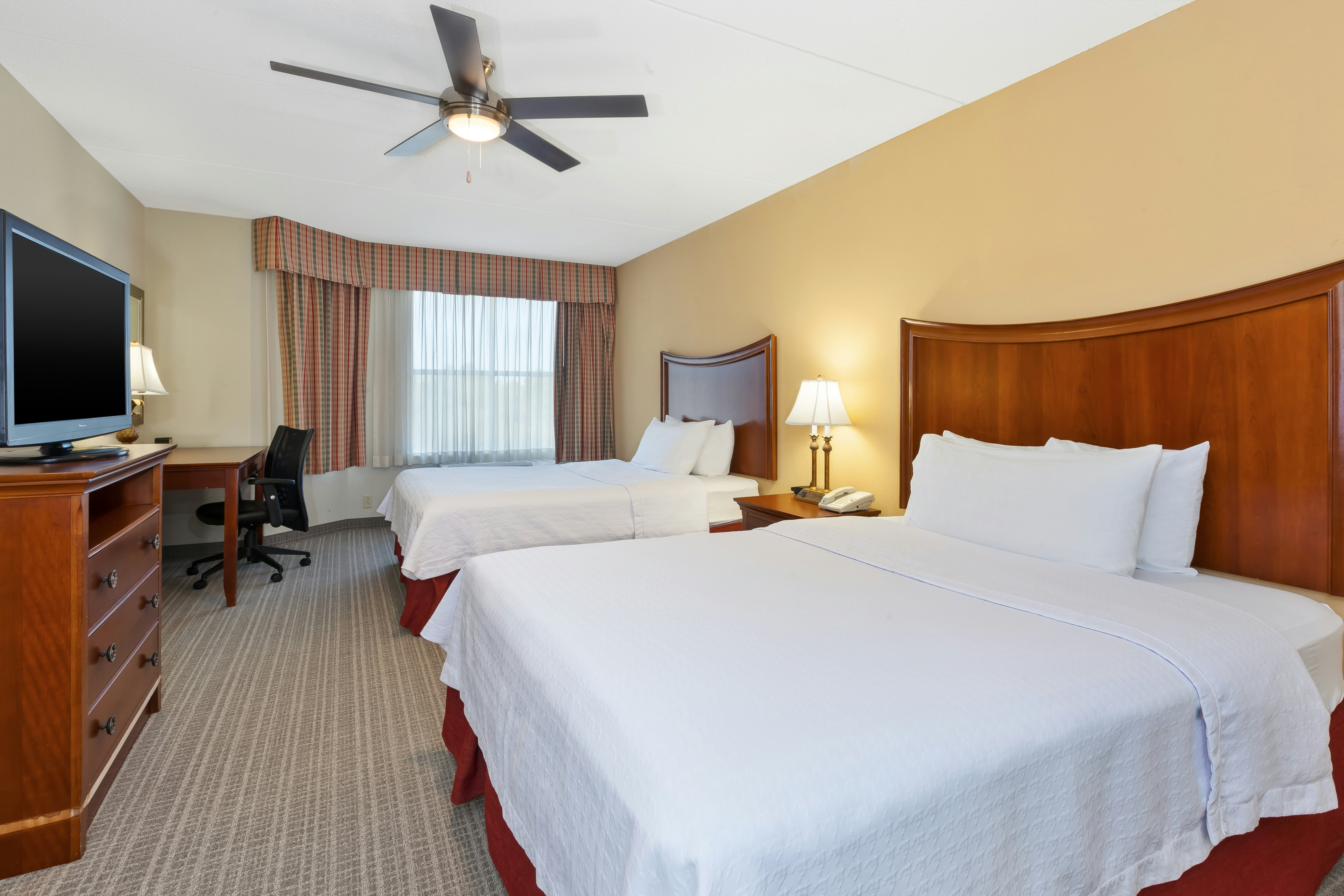 1 BEDROOM, SUITE, 2 QUEEN BEDS