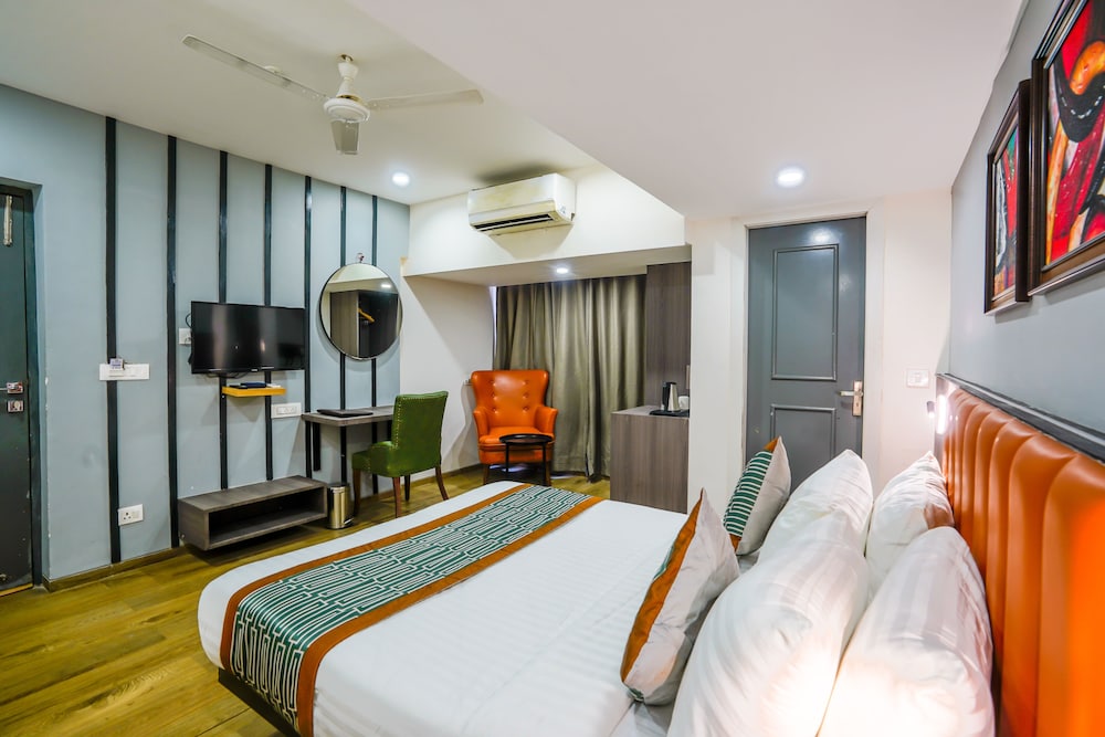 Room at Apex Beacon Hotel, Mumbai, MUMBAI