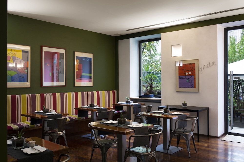 Hotel Colombia 44/54