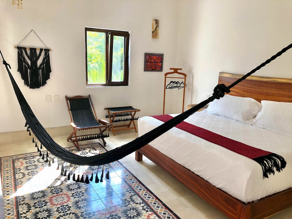Superior, King Bed, Building 2