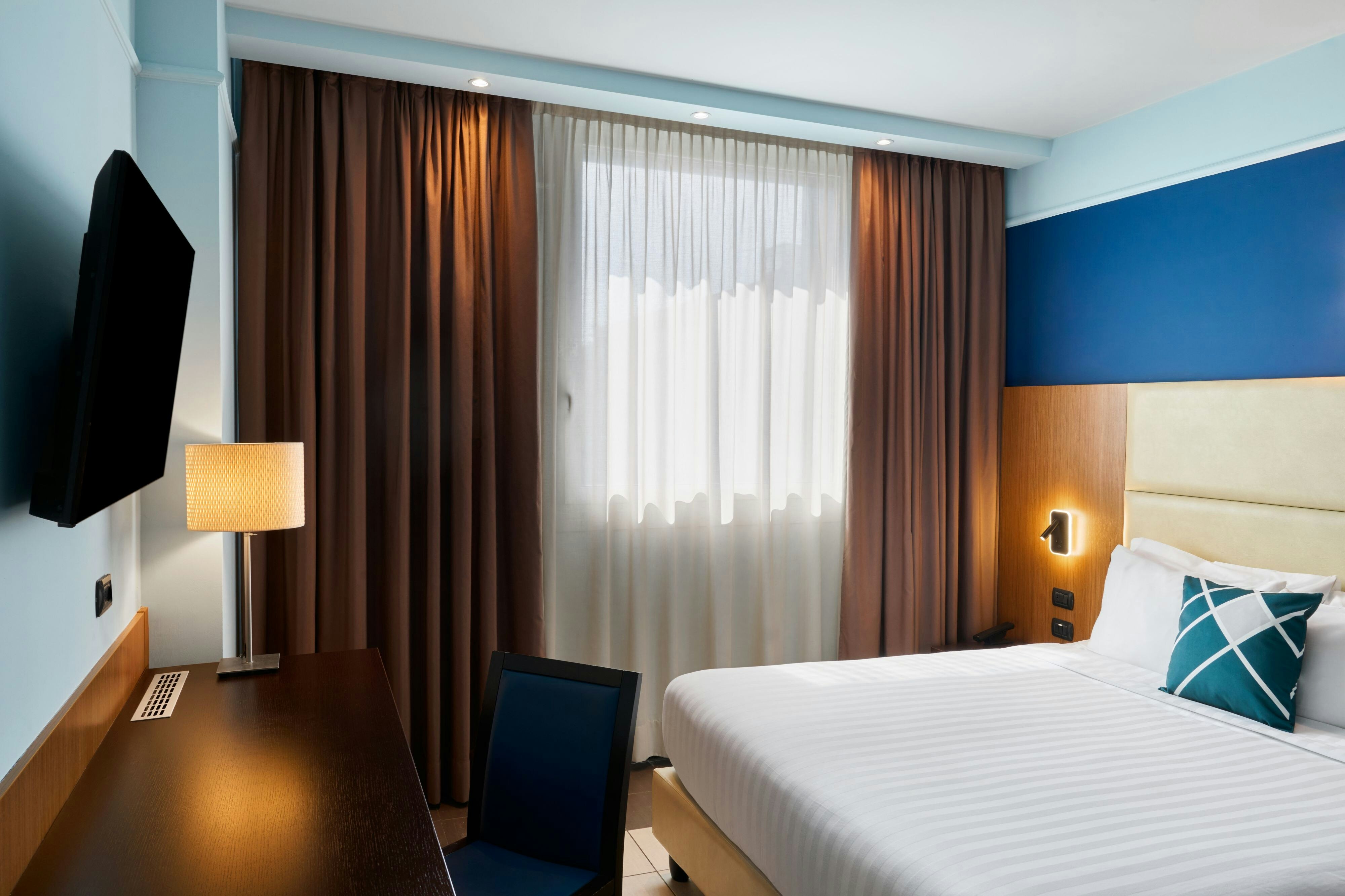 Room, Queen Bed