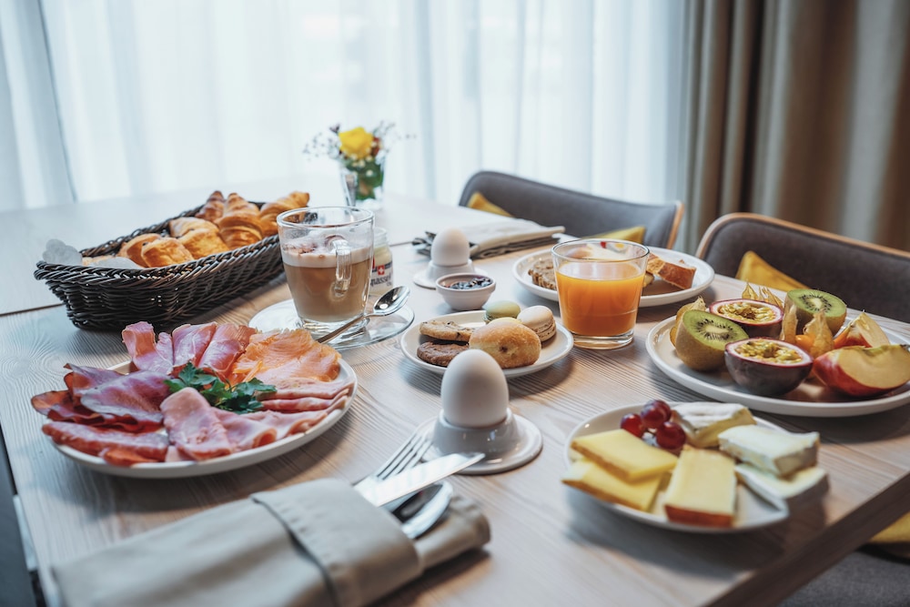 Mercure Hotel Delemont 44/55