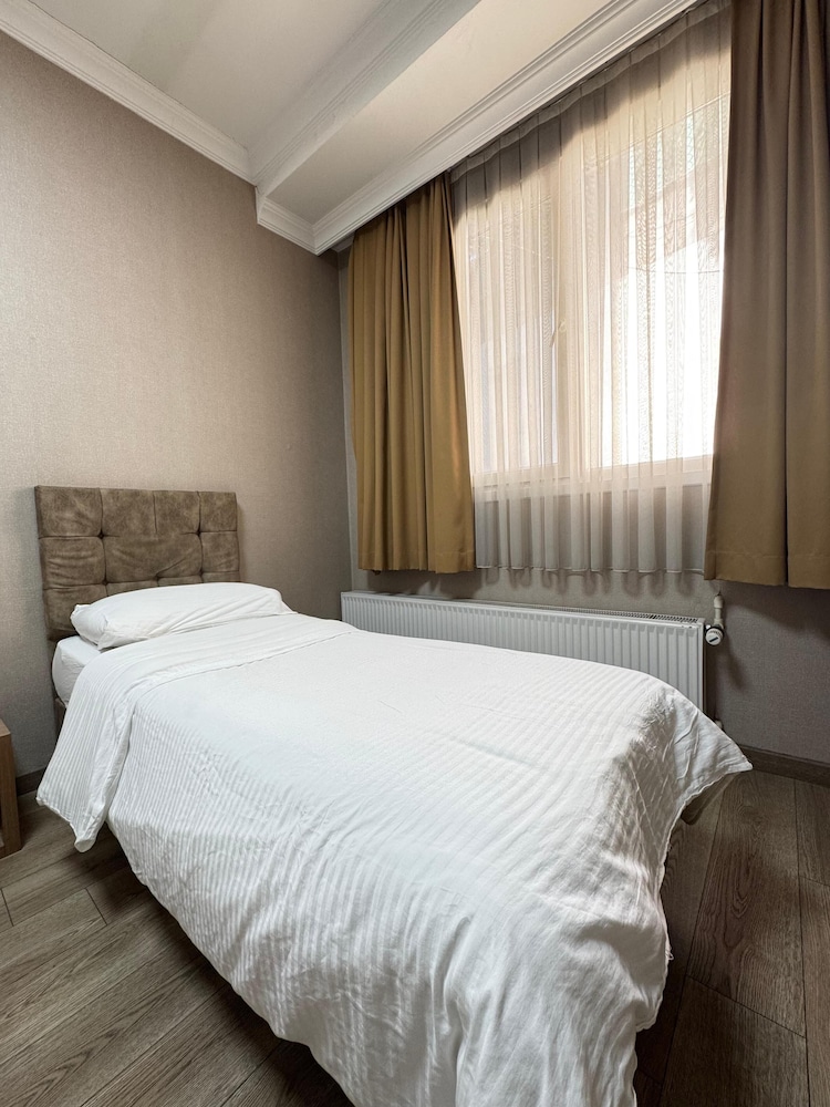 Lounge Boutique Hotel 17/50