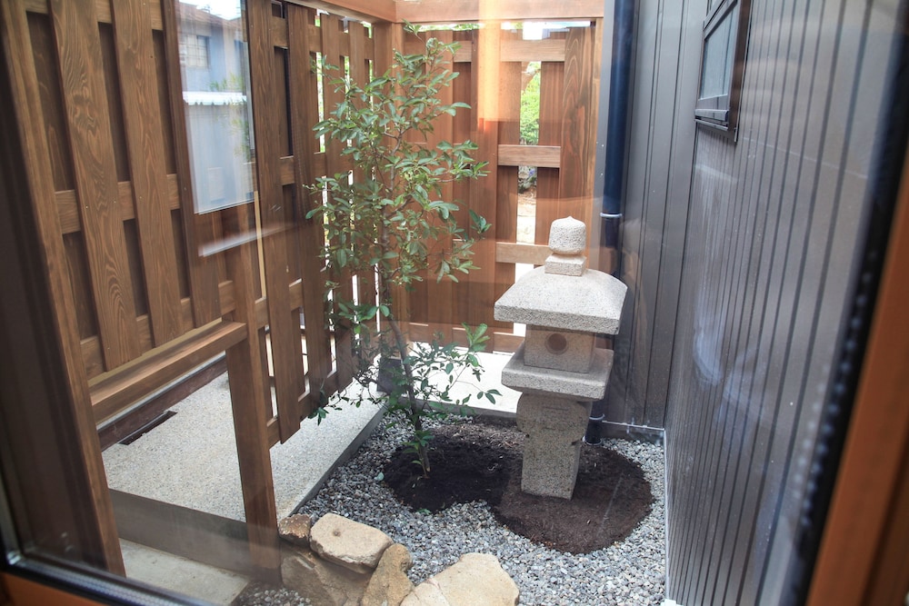 Ichinomatsu Japanese Modern Hotel 32/38