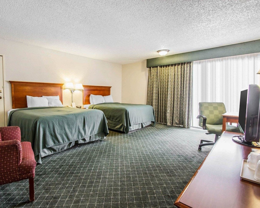 Quality Inn Tucson Downtown near Convention Center 18/42