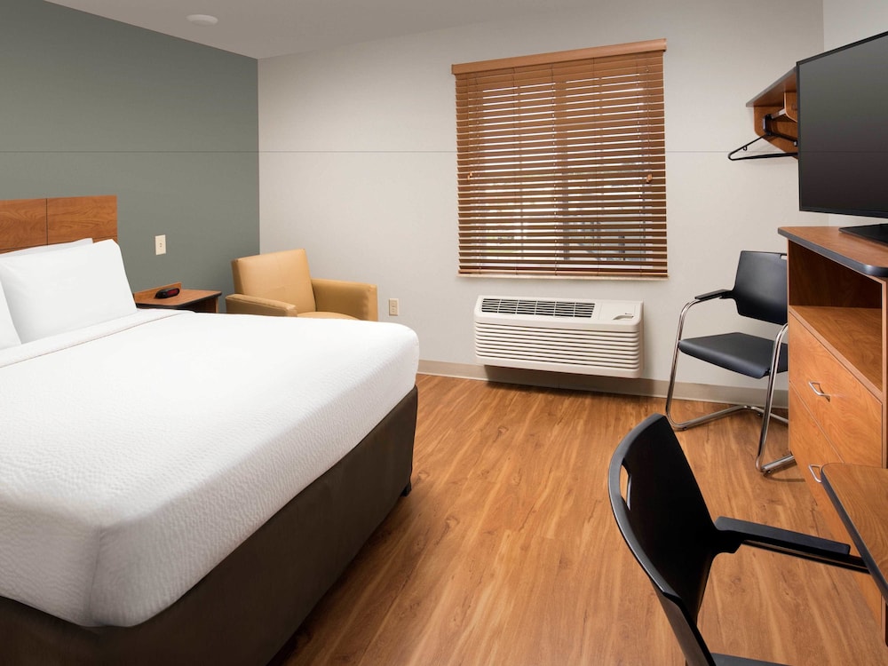 Extended Stay America Select Suites - Kalamazoo - West 17/43